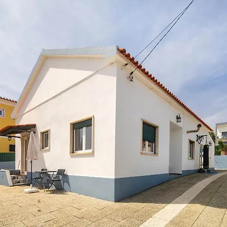 Whome Sea Breeze House With Pool & Bbq In Ericeira Holiday home