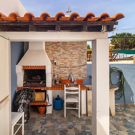 Whome Sea Breeze House With Pool & Bbq In Ericeira Santo Isidoro