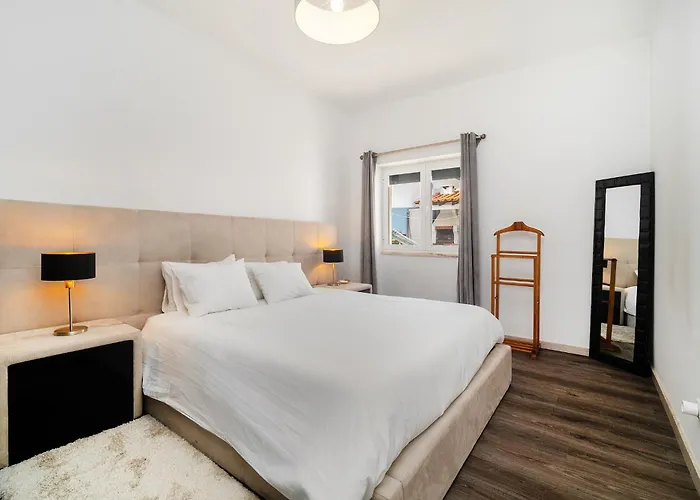 Whome Sea Breeze House With Pool & Bbq In Ericeira